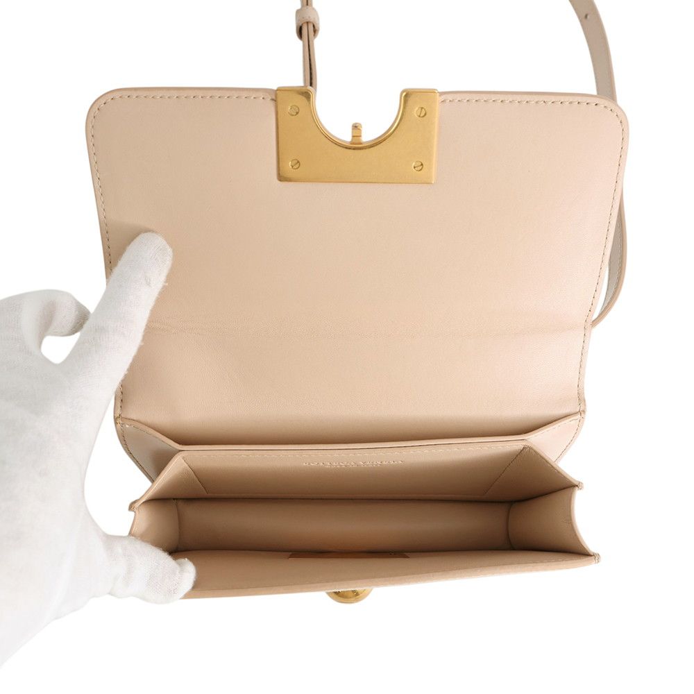 Bottega Veneta Shoulder Bag Mini the Classic Leather — view 6