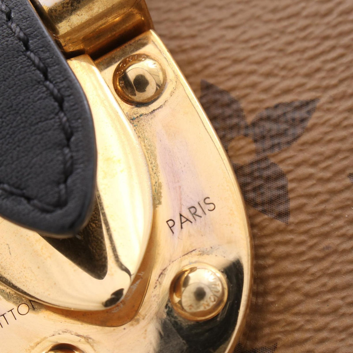 Louis Vuitton Handbag Camera 2-Way Leather — view 7