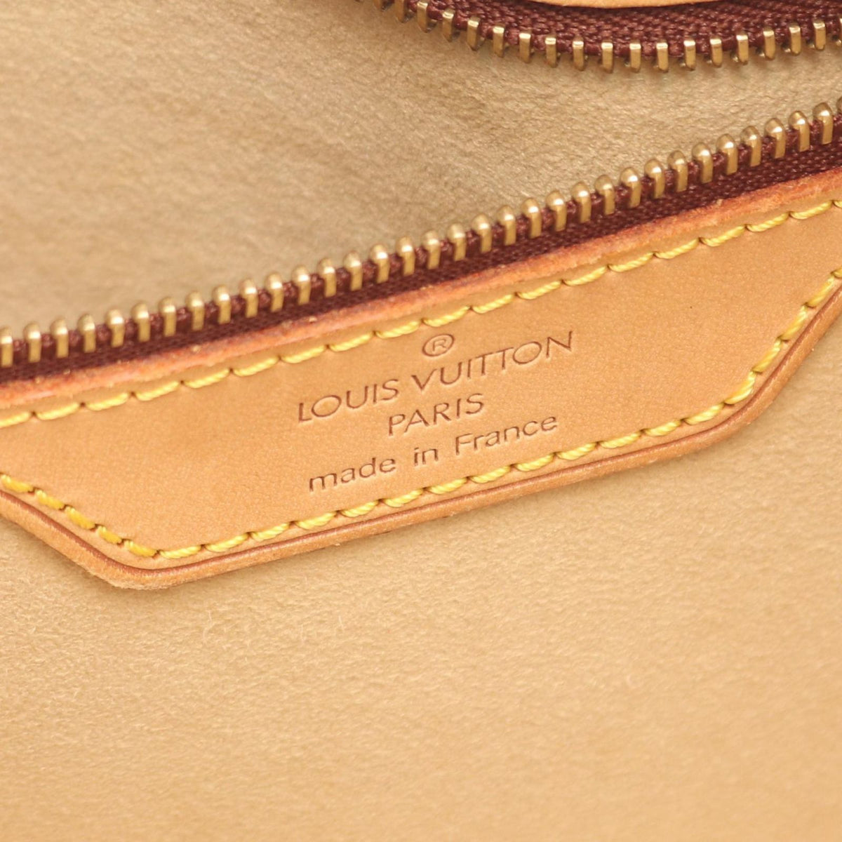 Louis Vuitton Shoulder Bag Cite GM Leather — view 4