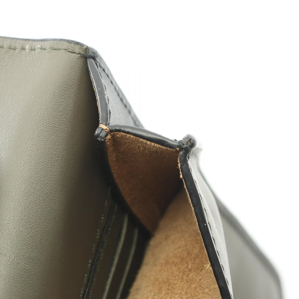 Loewe Shoulder Bag Gusset Flat Khaki Leather — view 7