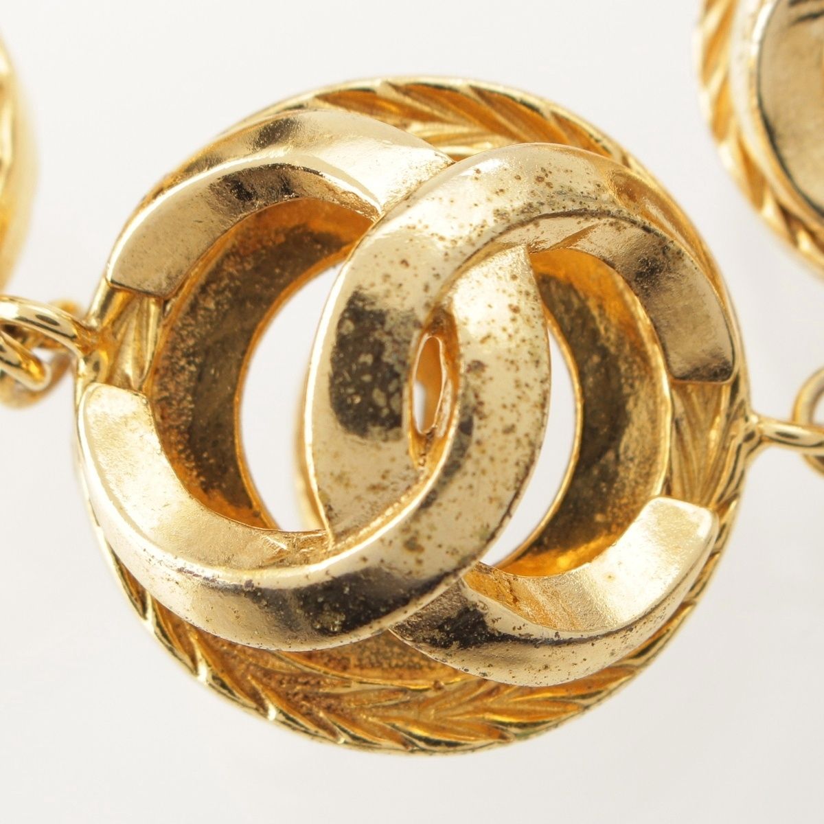 Chanel CC Logo Ball Bracelet Gold Plated — view 4