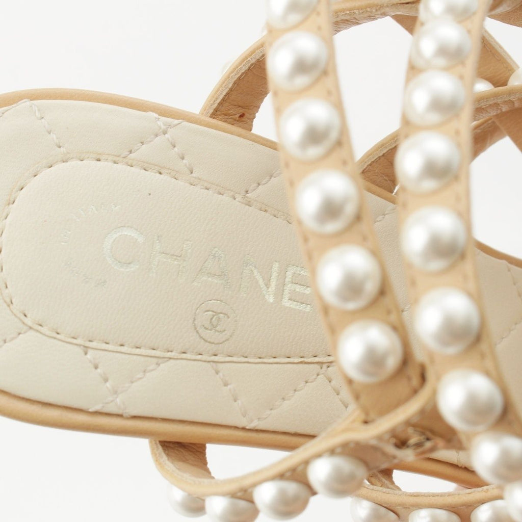 Chanel Leather Pearl CC Logo Strap Quilted Sandals Beige — view 7