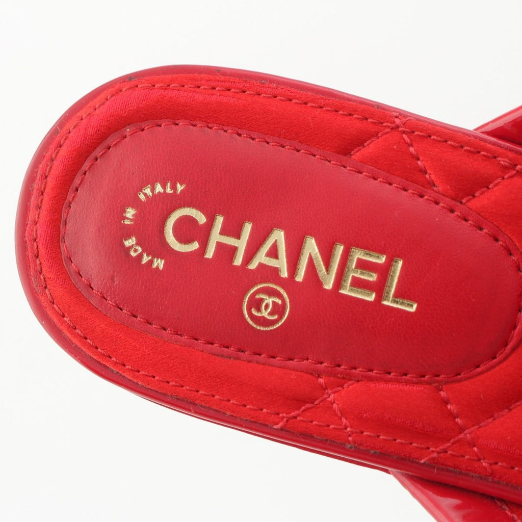 Chanel 18c Patent CC Logo Sandals Red — view 7