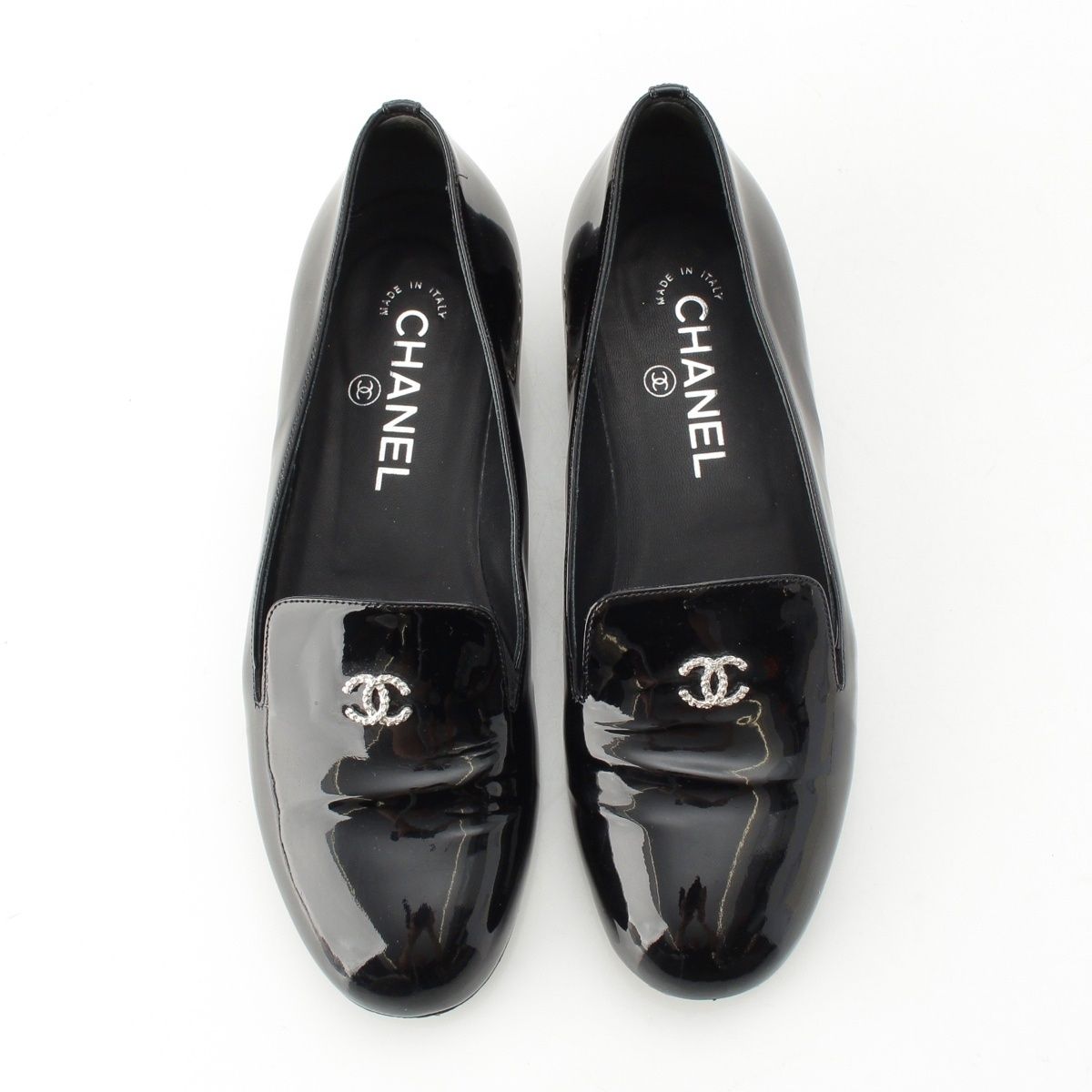 Chanel Pearl Patent Leather CC Logo Loafers Black — view 2