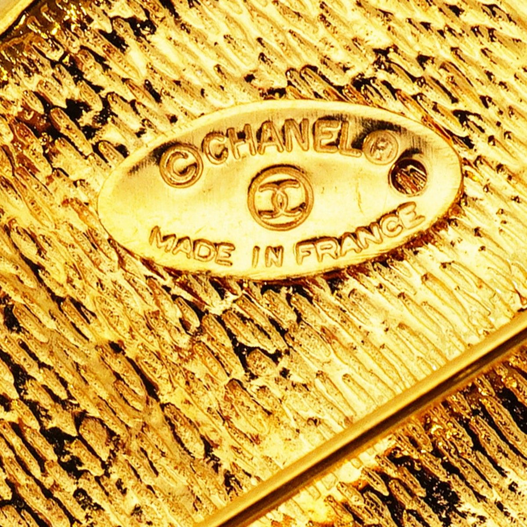 Chanel Brooch Vintage Quilted Diamond Gold Plated — view 4