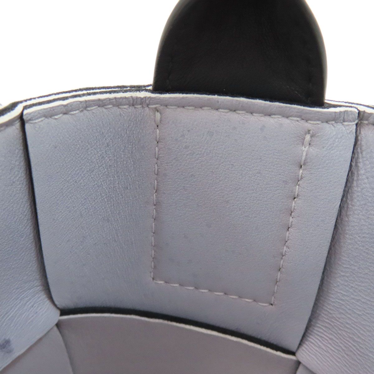 Bottega Veneta Candy Arco 2-Way Shoulder Bag Calf — view 8