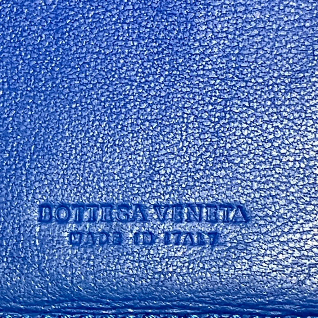 Bottega Veneta Intrecciato Bifold Wallet Leather — view 4