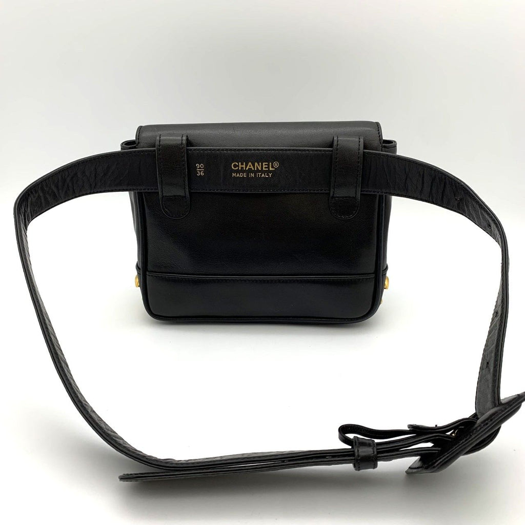 Chanel Waist Bag Triple CC Logo Leather Black — view 5
