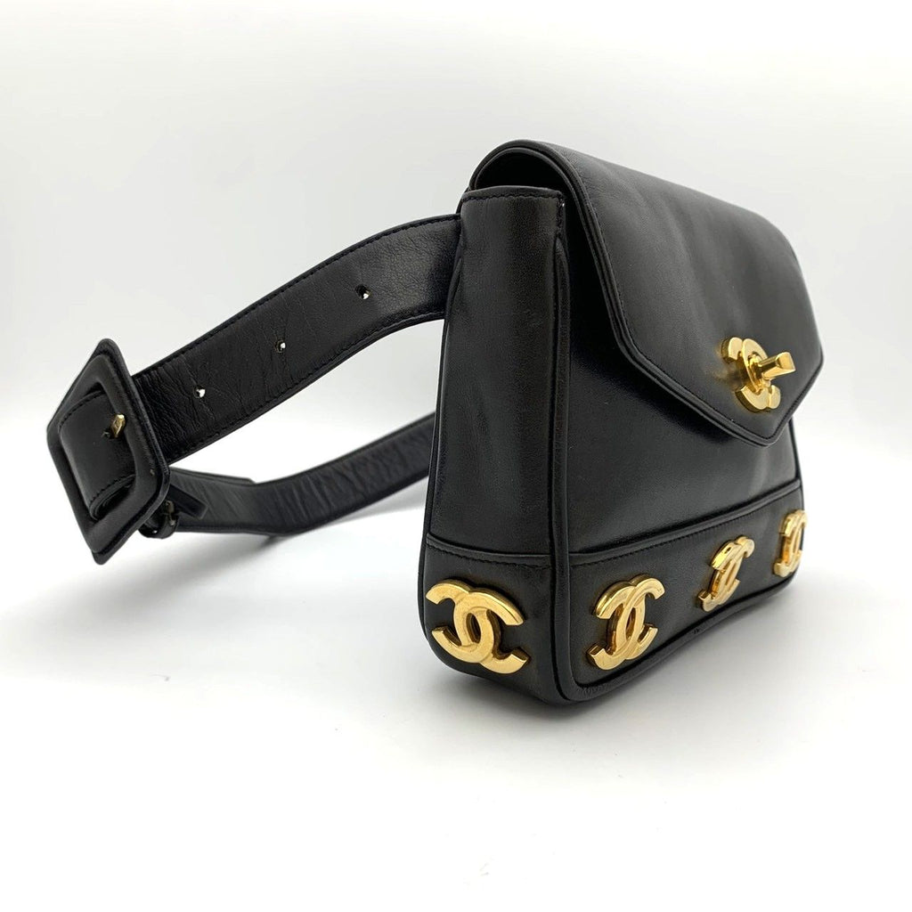 Chanel Waist Bag Triple CC Logo Leather Black — view 3