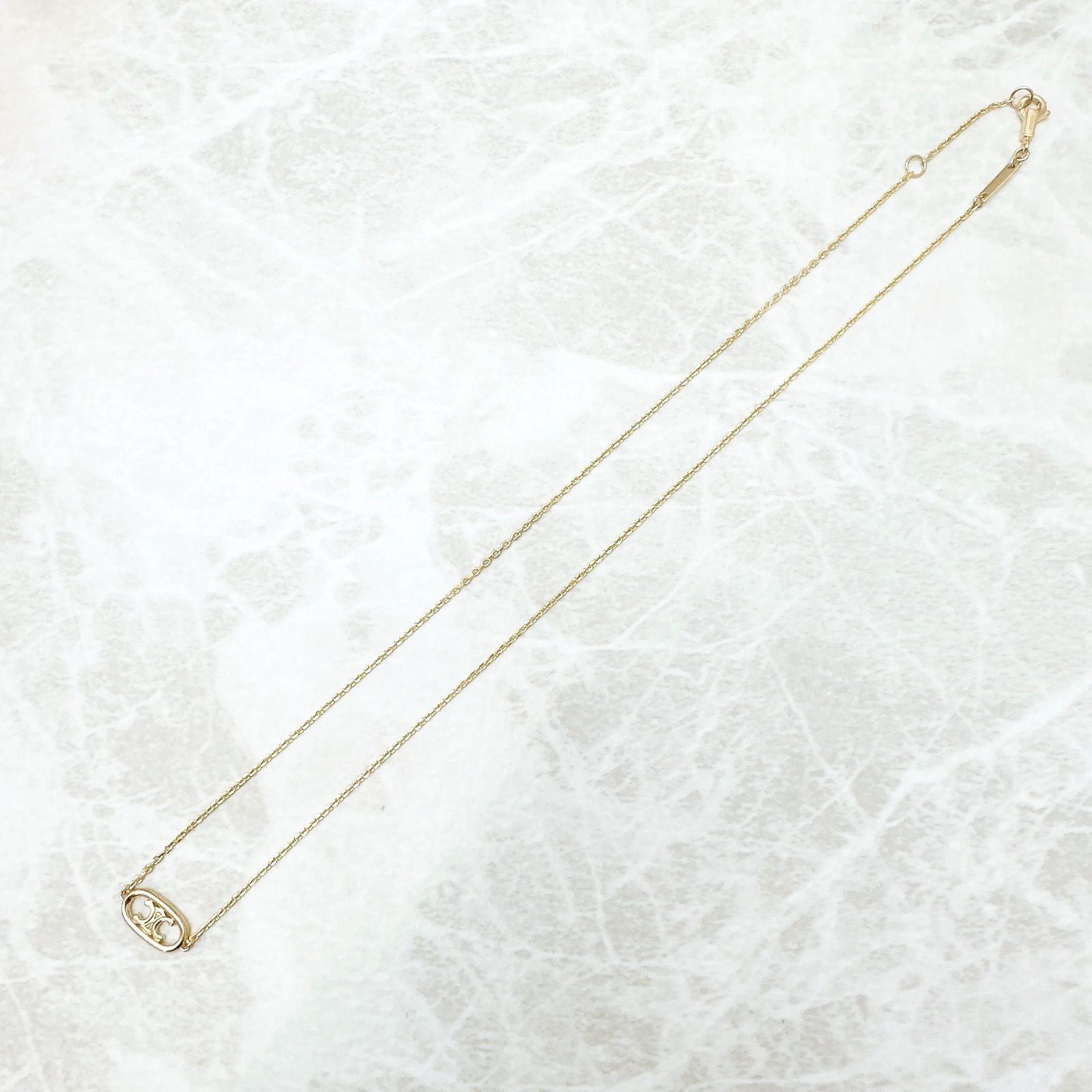 Celine Triomphe Yellow Gold Necklace 40 cm — view 4