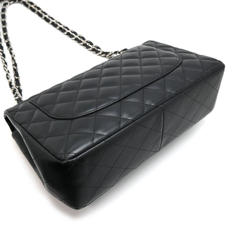 Chanel Shoulder Bag Black — view 4