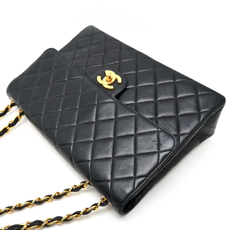 Chanel Shoulder Bag Black — view 3