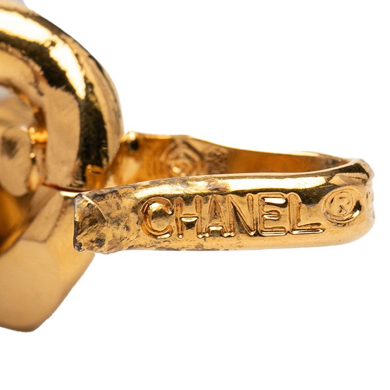 Chanel CC Logo 31 Rue Cambon le Plate Chain Belt Gold Plated — view 5