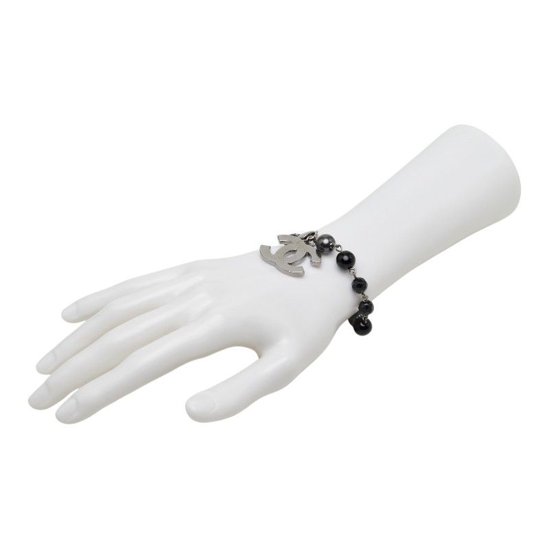 Chanel CC Logo Bracelet Silver — view 6