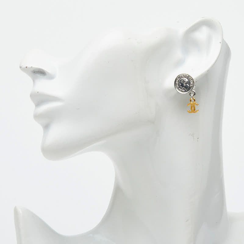 Chanel CC Logo Medallion Vintage Earrings Single Silver Gold Metal Plated — view 4