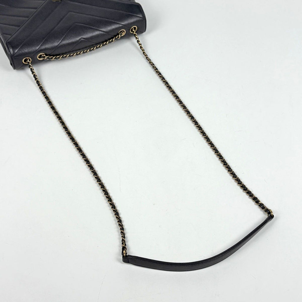 Chanel Stitch Chain Shoulder Bag CC Logo Blanc Leather Black — view 6