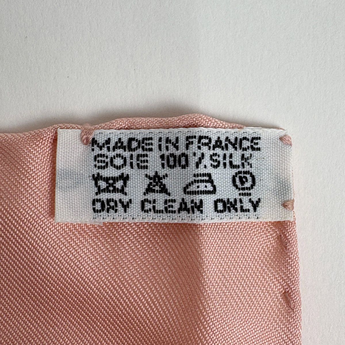 Hermes Carre 90 Rocaille Seashell Scarf Silk Pink Multicolor — view 2