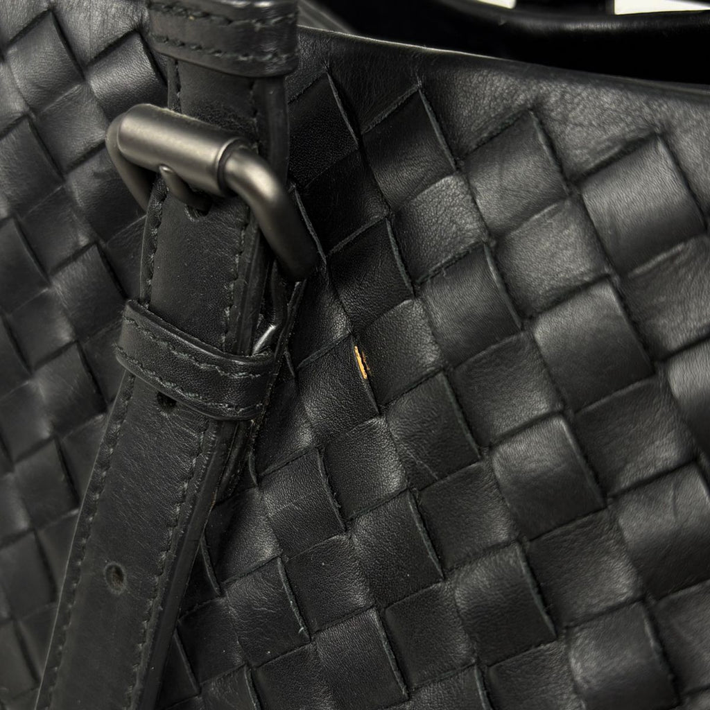 Bottega Veneta Intrecciato Rome Tote Leather Black — view 4