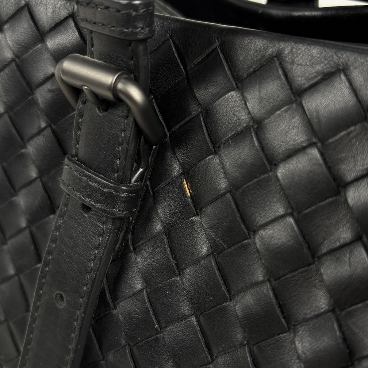 Bottega Veneta Intrecciato Rome Tote Leather Black — view 4