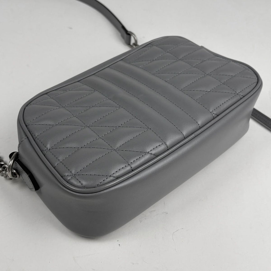 Gucci GG Marmont Chain Shoulder Bag Quilted Leather Gray — view 2