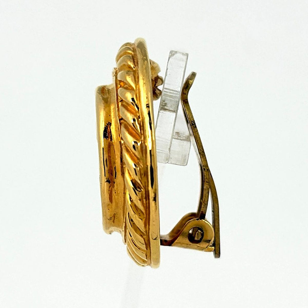 Chanel CC Logo Round Earrings Gold Plated — view 2