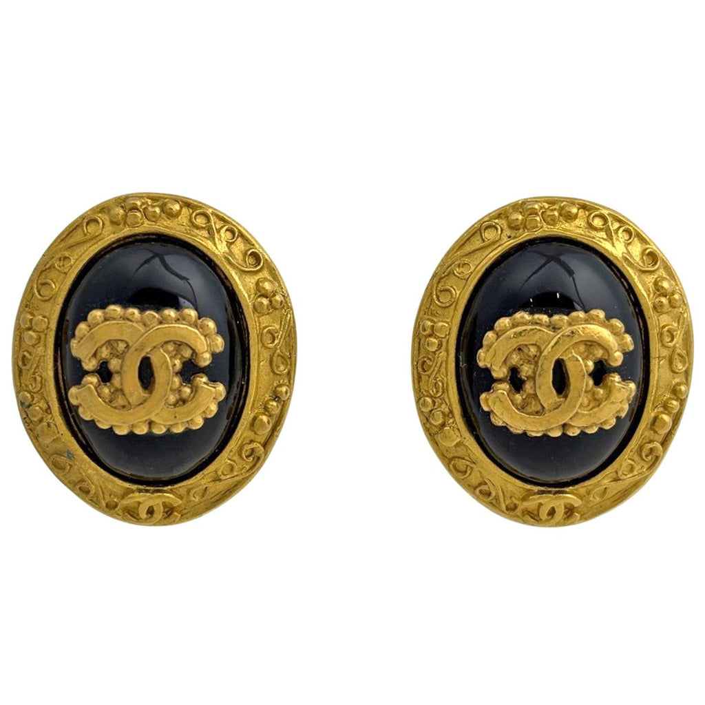 Chanel CC Logo Earrings Oval Gold Plated Black