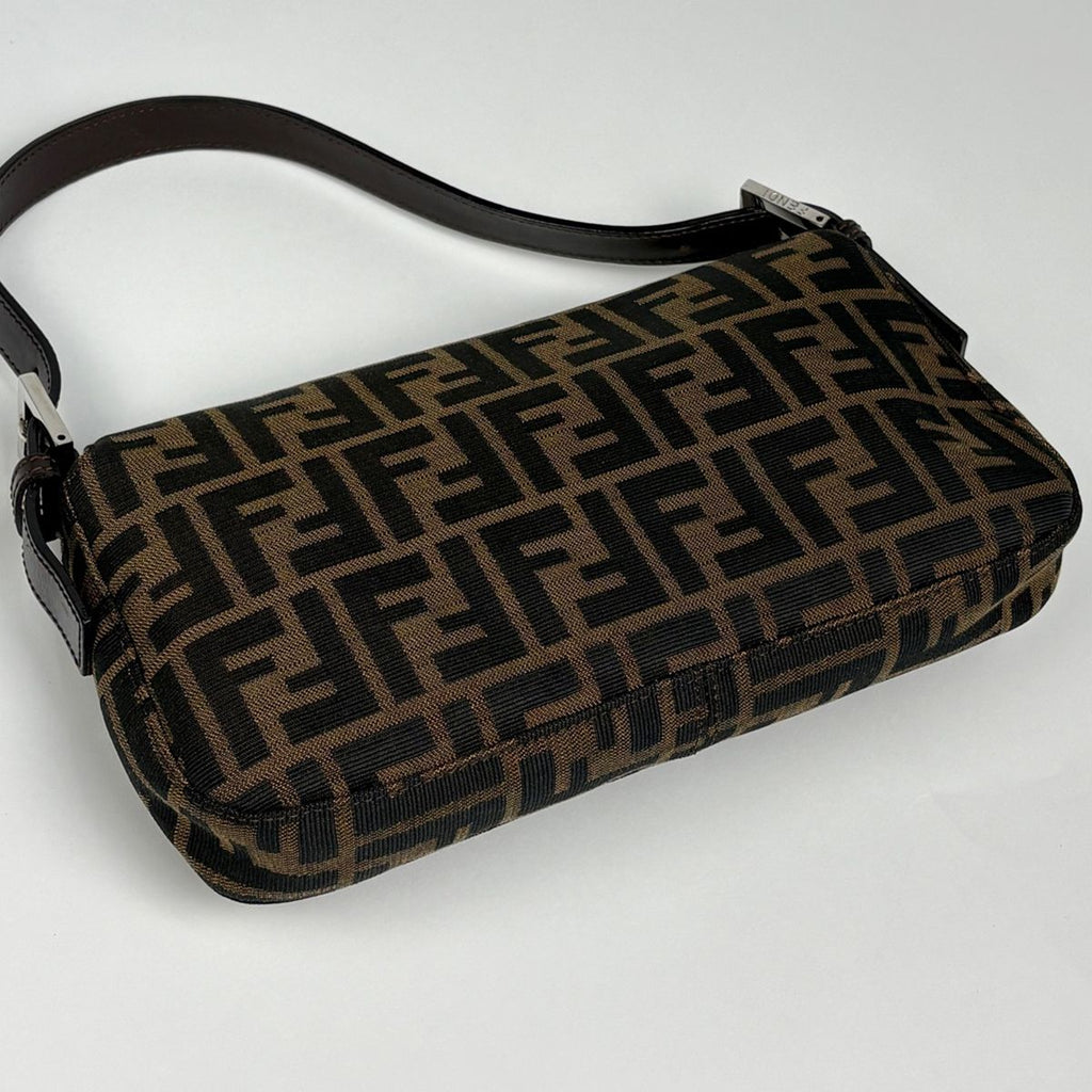 Fendi Zucca Pattern Mamma Baguette Shoulder Bag Canvas Brown — view 2