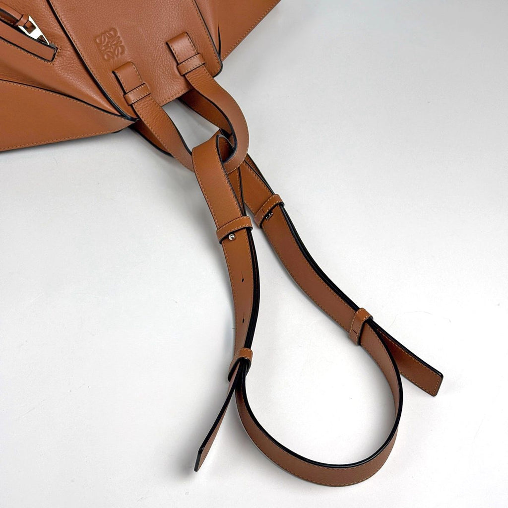 Loewe Hammock Bag Small Anagram 2-Way Leather Brown — view 7
