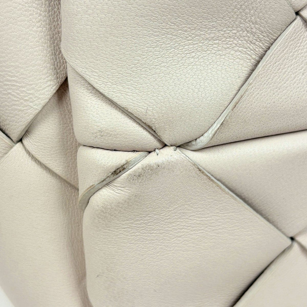 Bottega Veneta Maxi Intrecciato Cava Tote 2-Way Leather Ivory — view 3