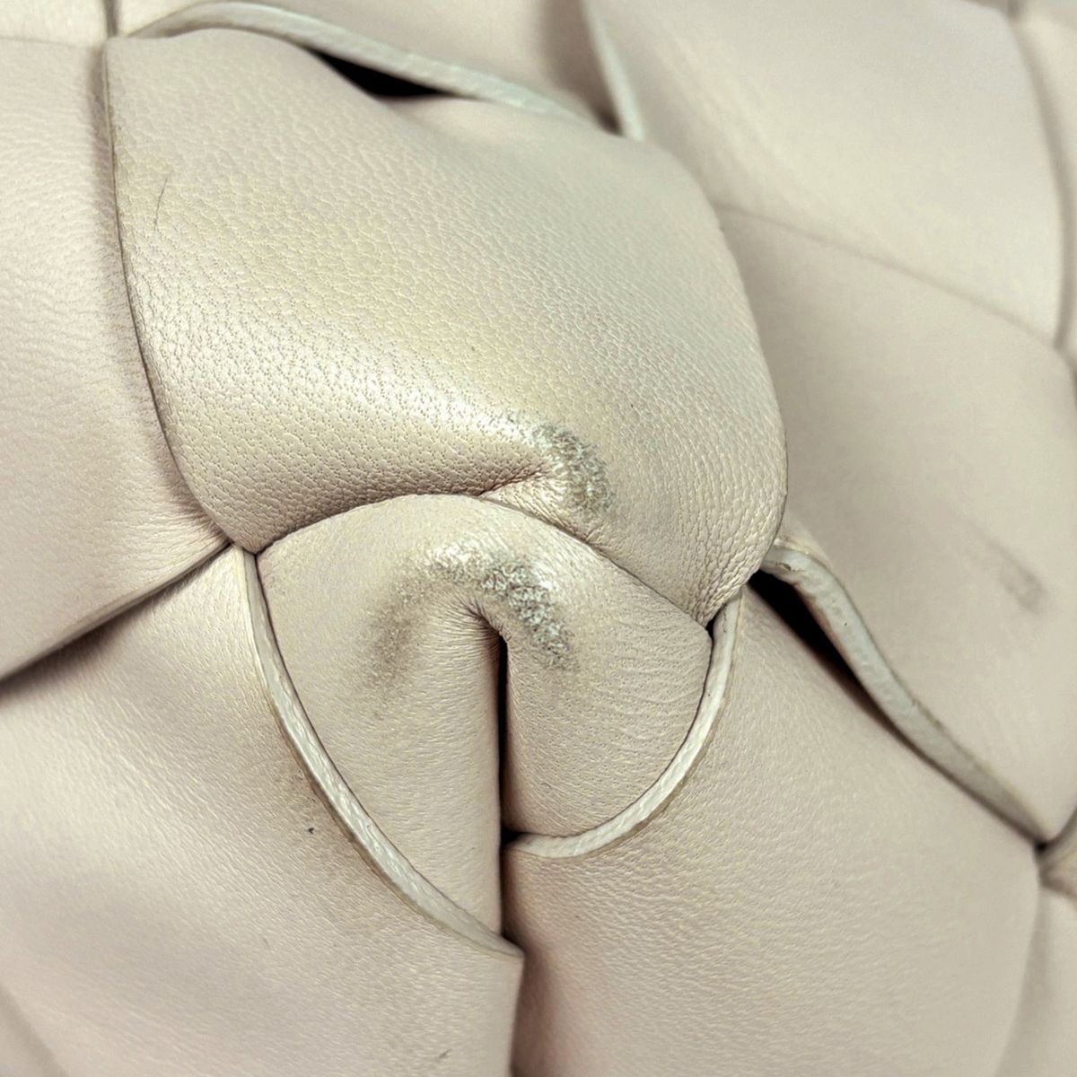 Bottega Veneta Maxi Intrecciato Cava Tote 2-Way Leather Ivory — view 4