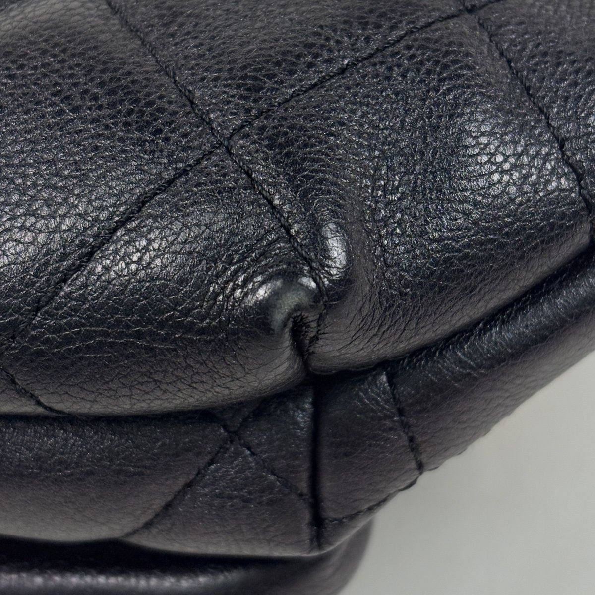 Chanel CC Logo Belt Bag Quilted Caviar Leather Black — view 4