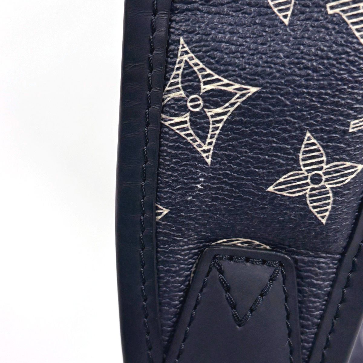 Louis Vuitton Hiking Backpack Monogram Savannah Chapman Ankle — view 7