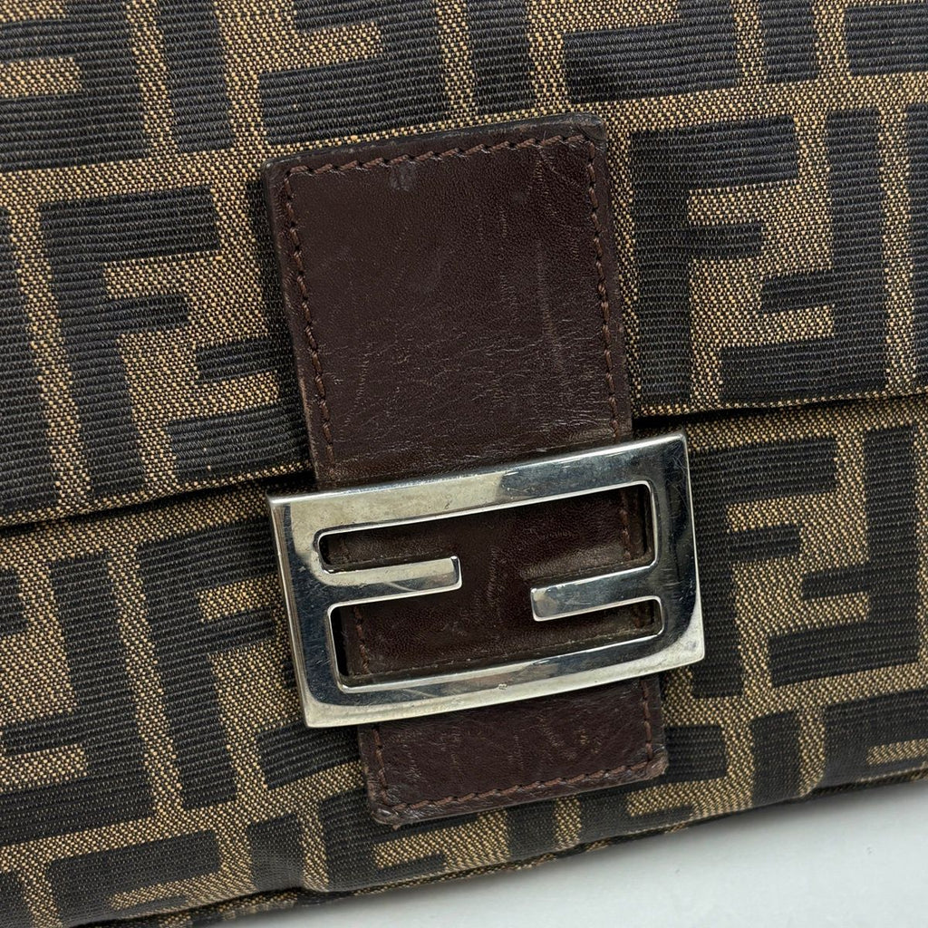Fendi Zucca Pattern Shoulder Bag Mamma Baguette Canvas Brown — view 4