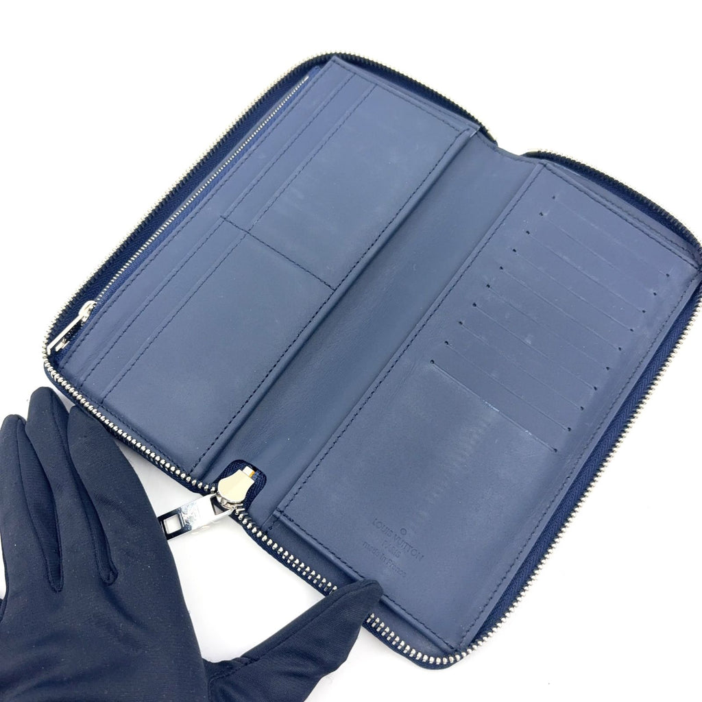Louis Vuitton LV Aerogram Leather Navy Wallet Silver — view 3