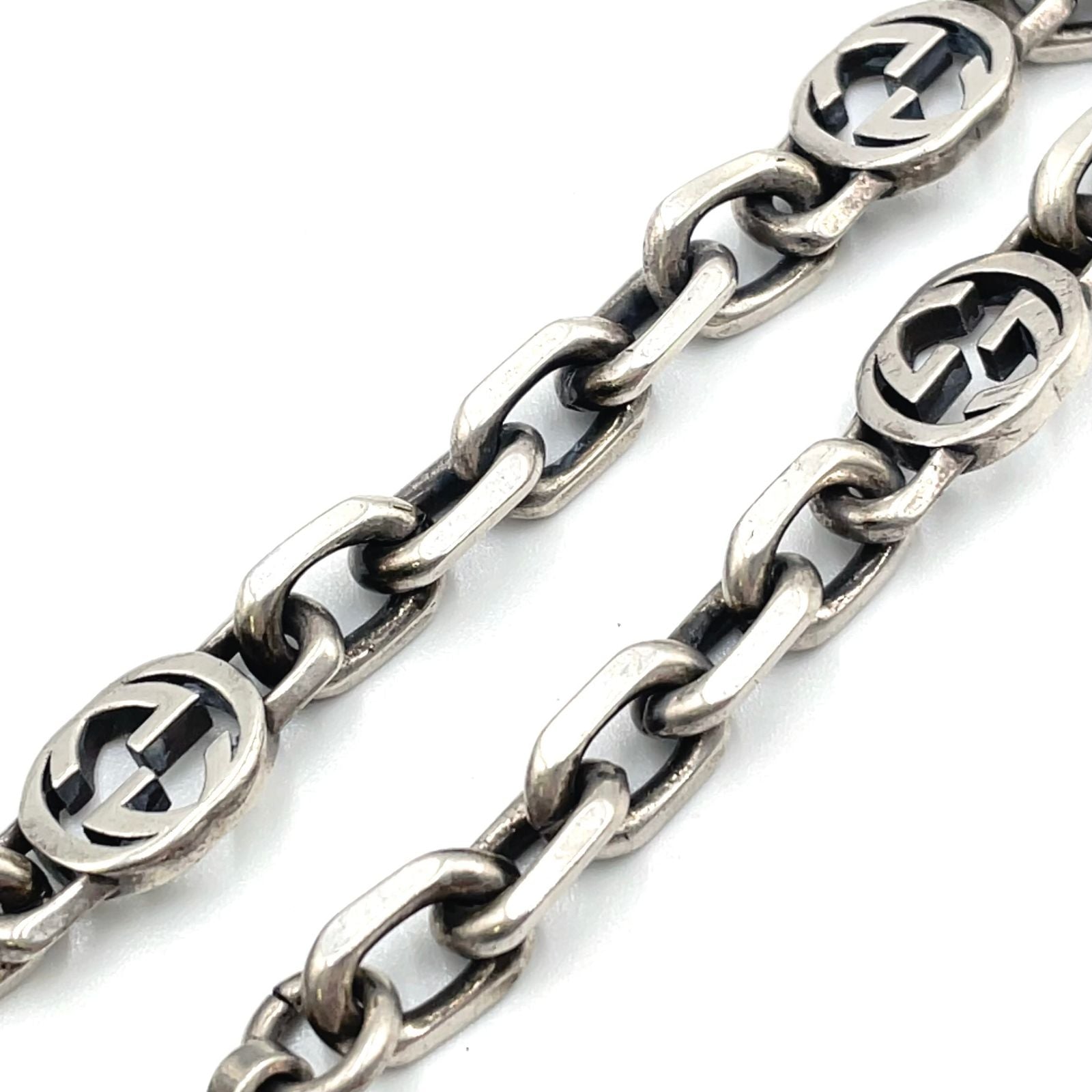 Gucci Interlocking Silver Chain Bracelet — view 5
