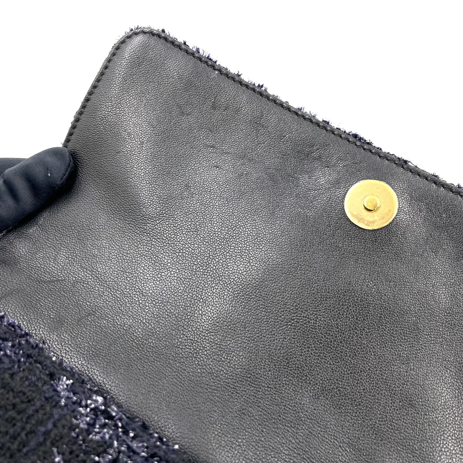 Chanel CC Logo Tweed Leather Gray Black Chain Shoulder Bag Gold — view 7