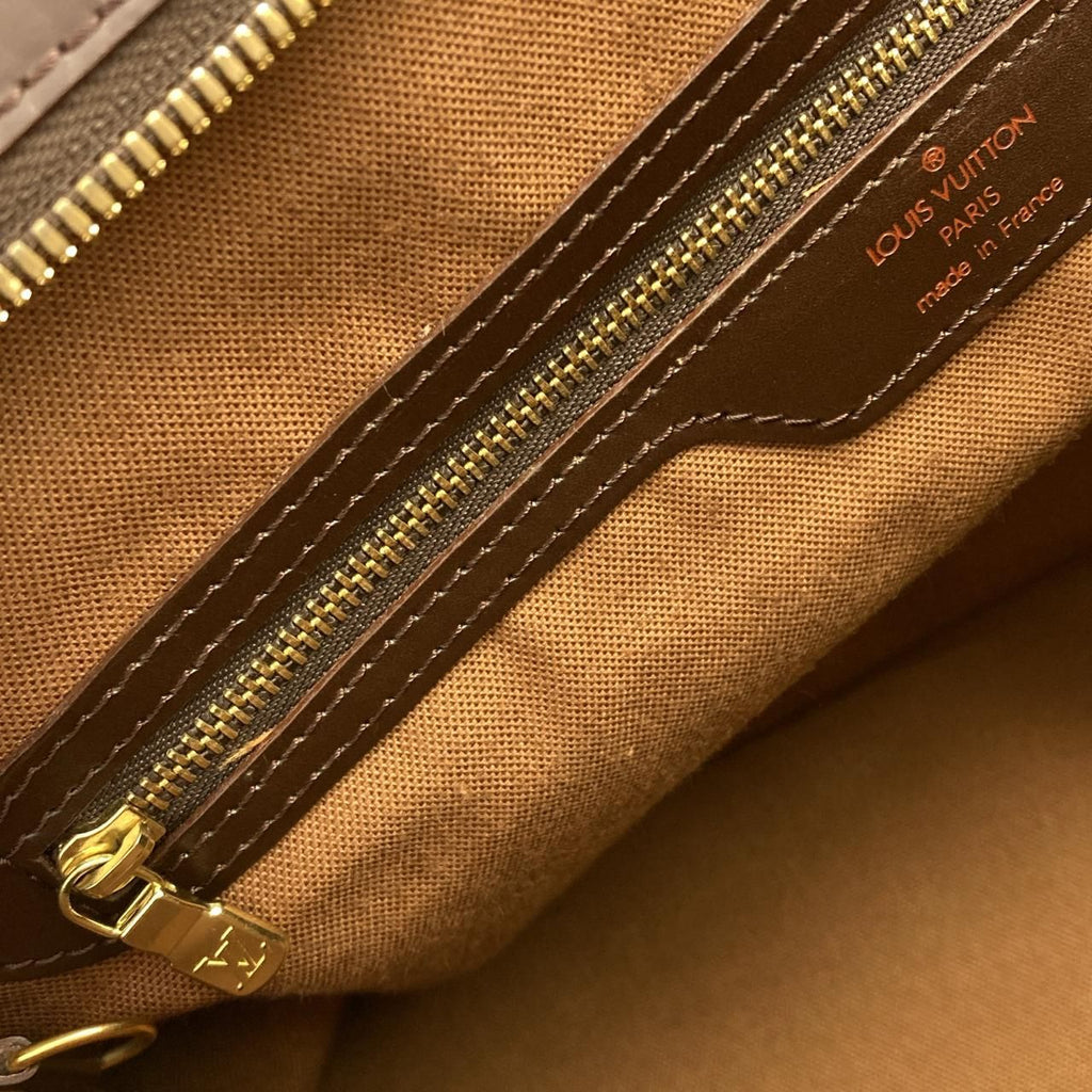 Louis Vuitton Damier Chelsea Shoulder — view 9