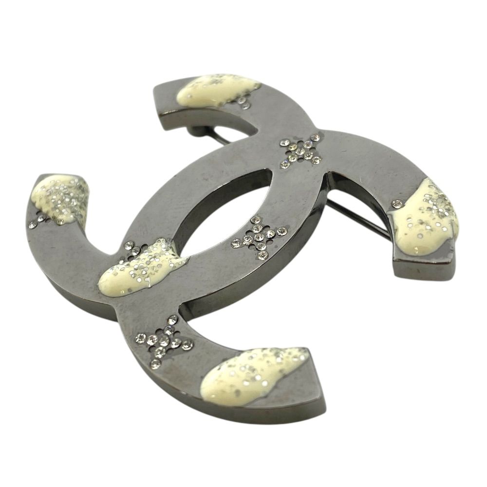 Chanel CC Logo Brooch Rhinestone Silver 07 Gorgeous — view 4