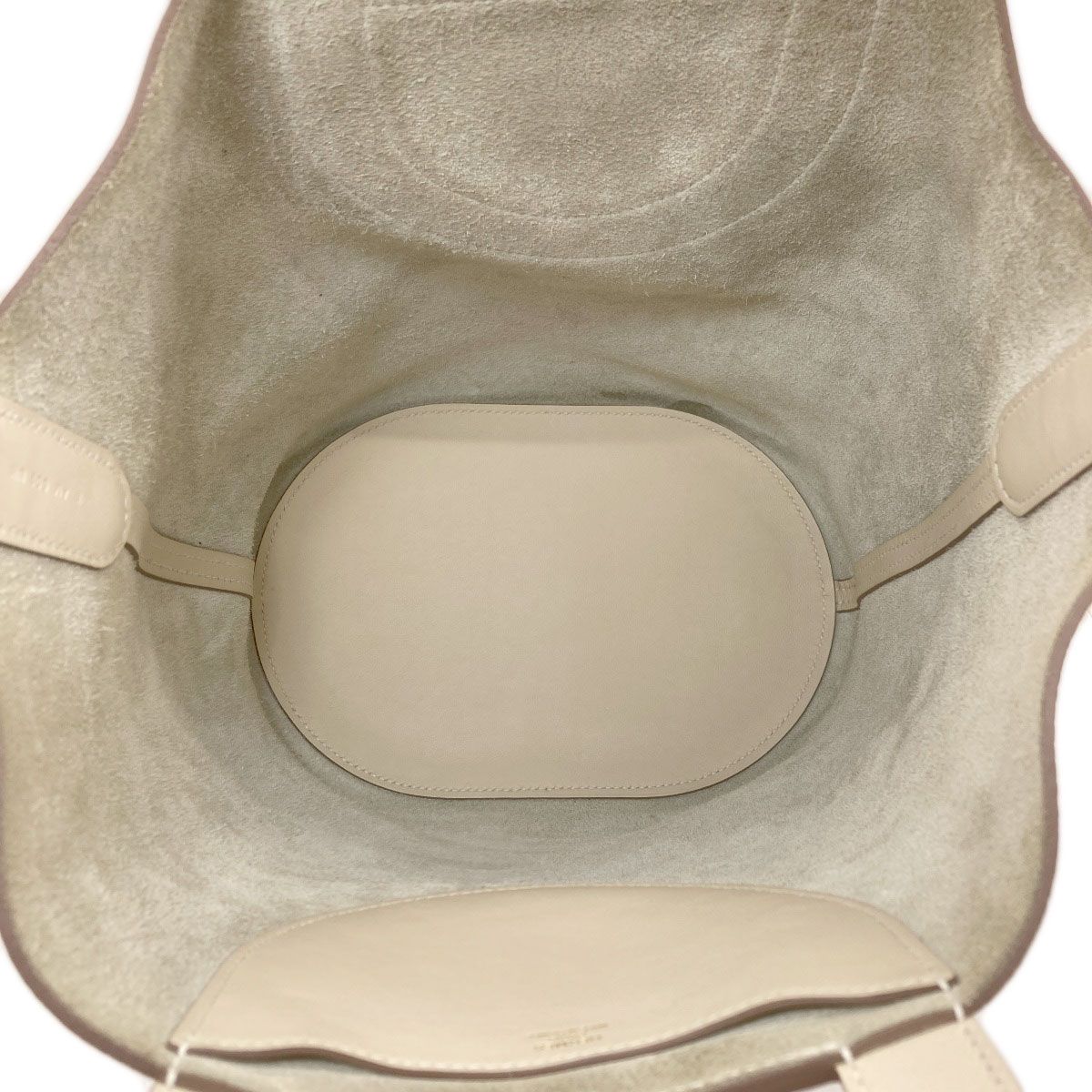 Hermes in the Loop 18 Gold Handbag Taurillon Clemence — view 5