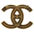 Chanel CC Logo Brooch Gold 21k — view 2