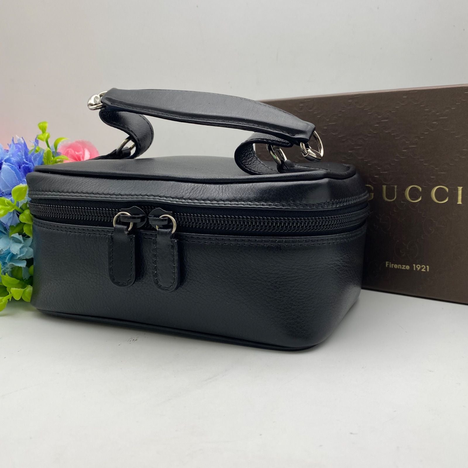 Gucci Horsebit Hand Vanity Pouch Leather Black