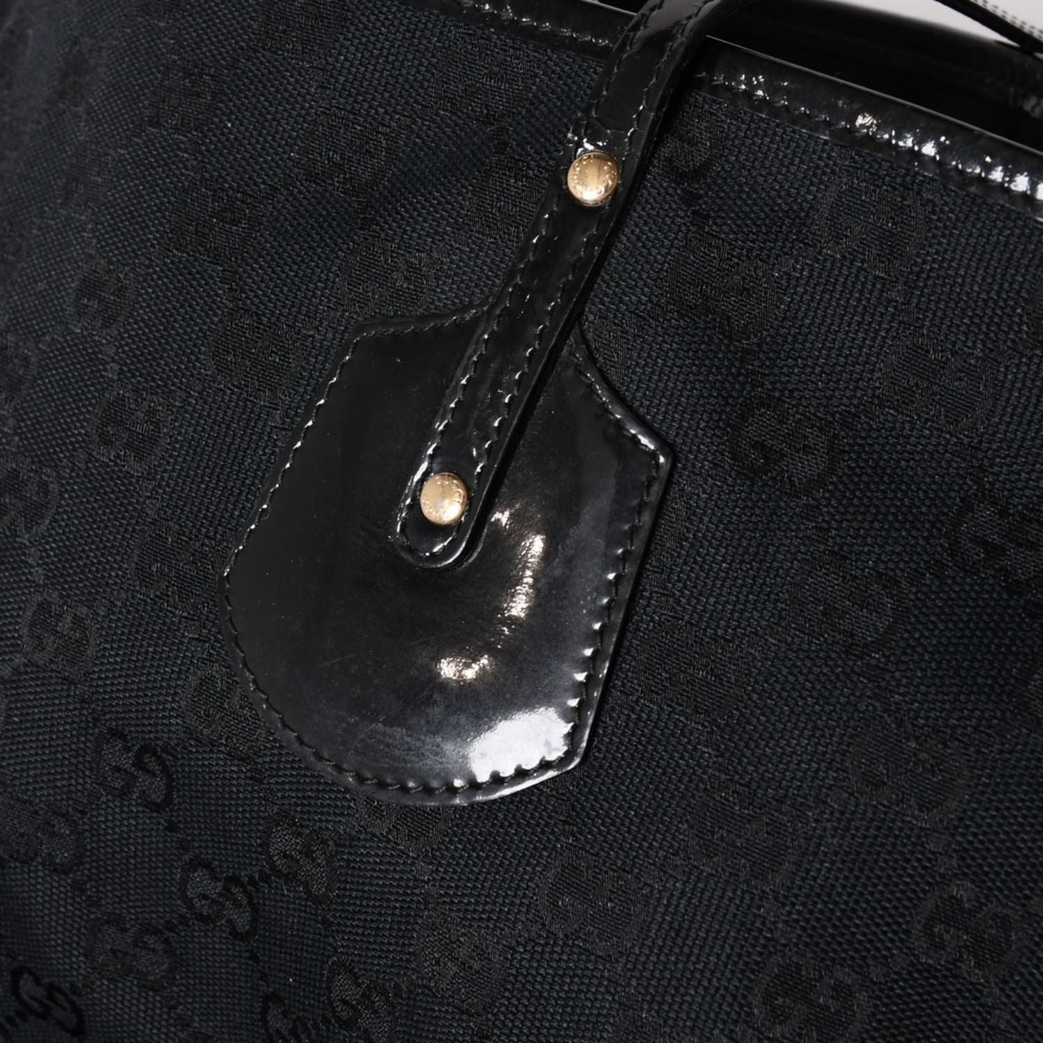 Gucci GG Canvas Jolly Tote Black Patent Handbag Gold — view 8