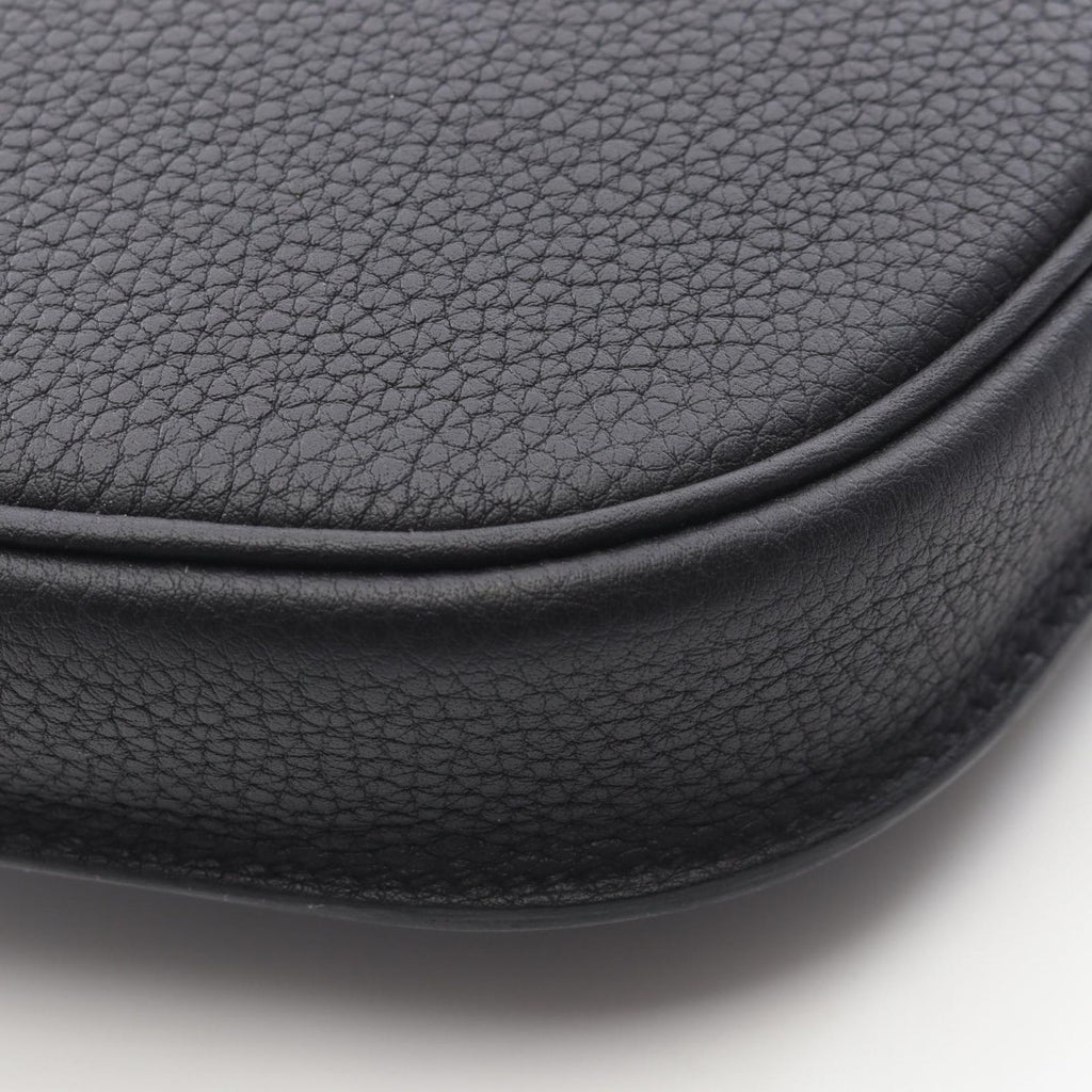 Hermes Shoulder Bag Perspective Cavalier Pochette Black — view 7