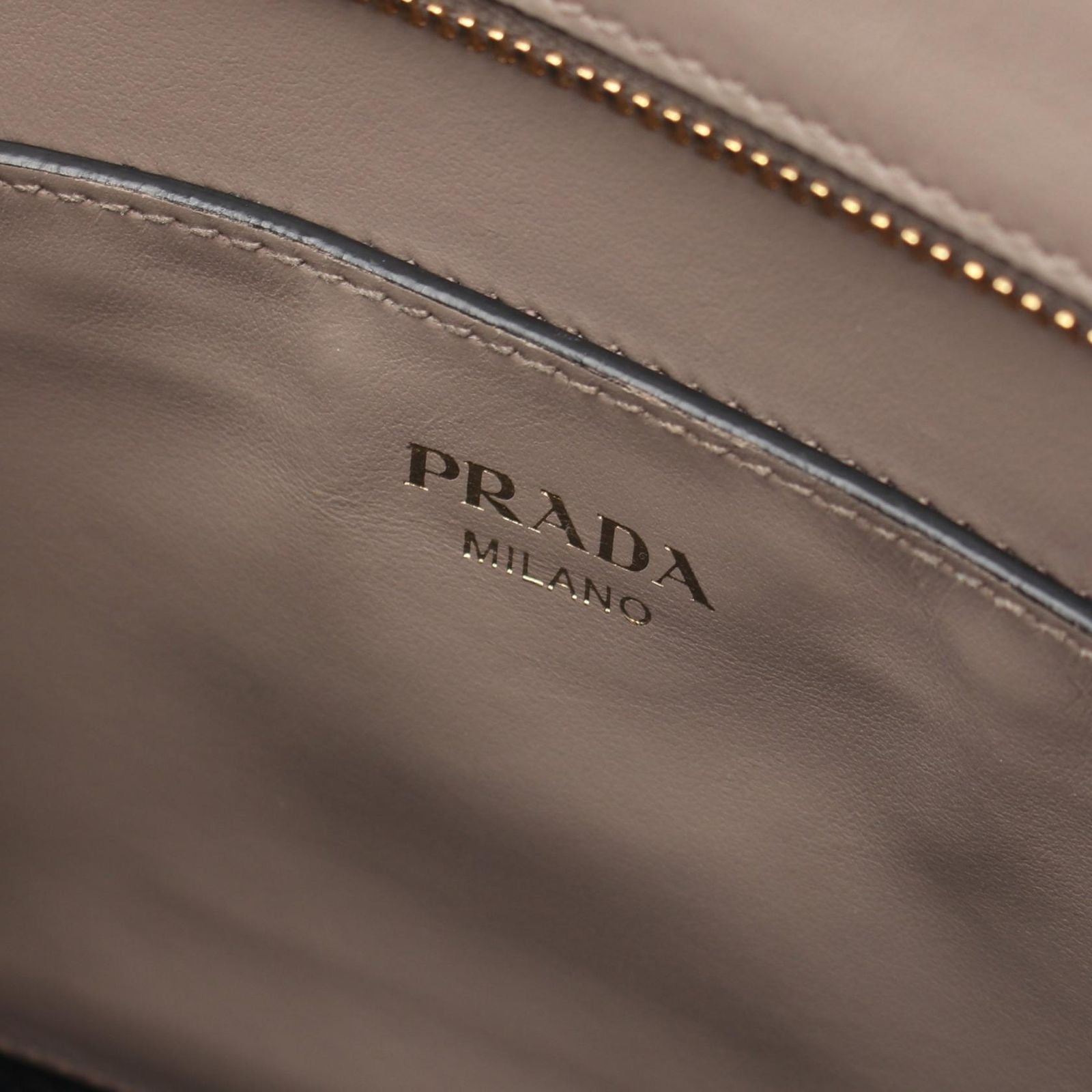 Prada Handbag 2-Way Gray Ju Leather Hand — view 4