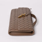 Bottega Veneta Andiamo Clutch Metal Knot Closure Brown Bifold Intrecciato Gold — view 4
