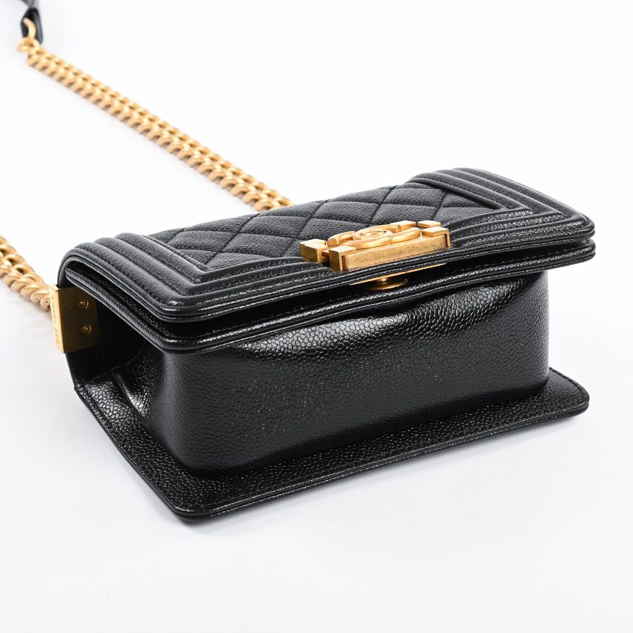 Chanel Shoulder Bag Boy Mini — view 5