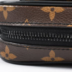 Louis Vuitton Shoulder Bag Christopher Wearable Wallet — view 7