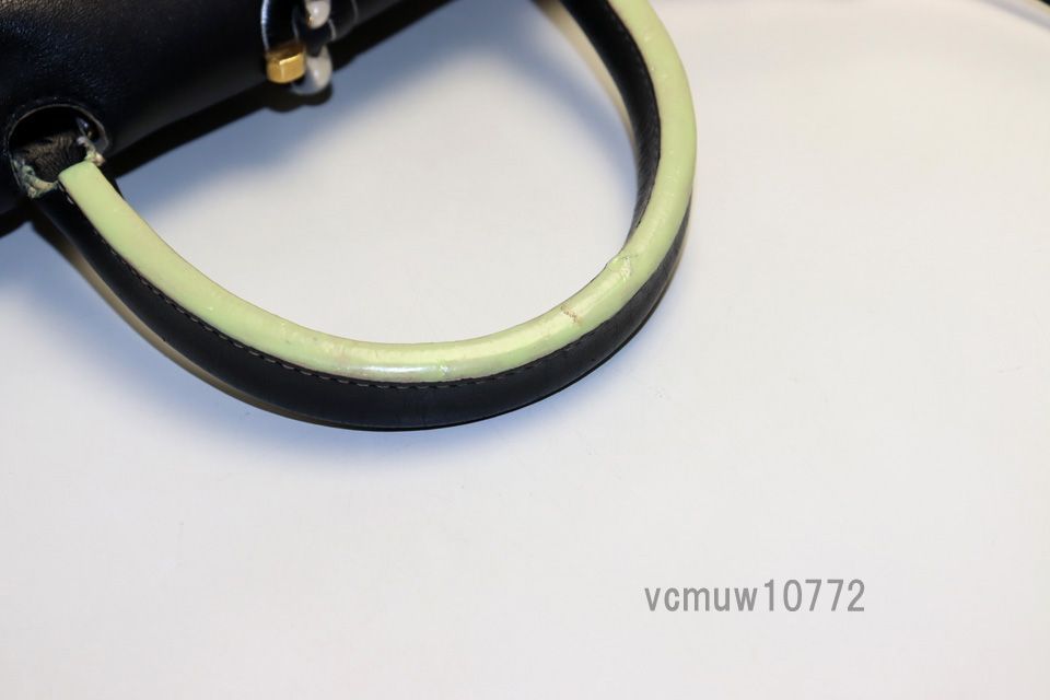 Louis Vuitton Has Disappeared in Recent Years Monogram Chain It PM Leather — view 7