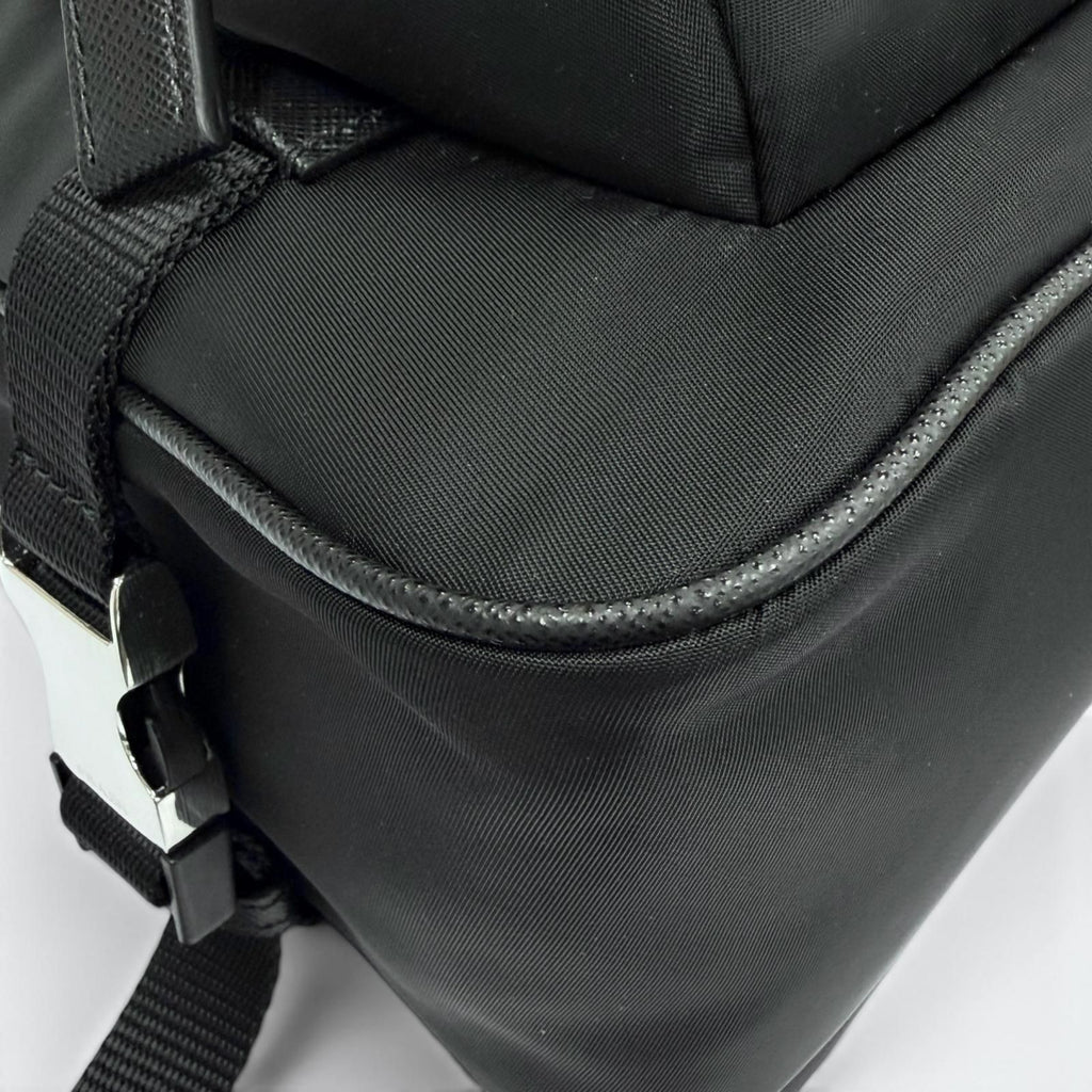 Prada Nylon Leather Triangle Logo Plate Re-Nylon Shoulder Bag Black — view 5