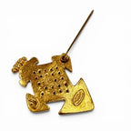 Chanel Vintage CC Logo Large Antique Brooch Gold — view 4